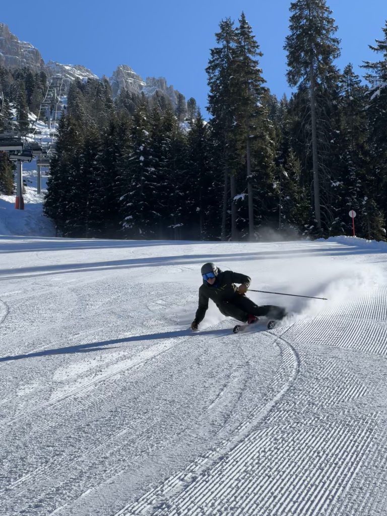 Dynamischer Carvingschwung im NACHWUX-Training